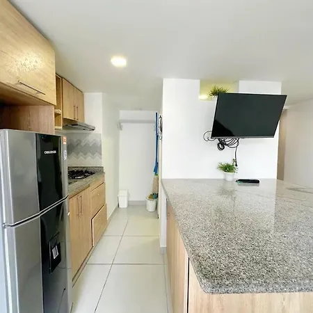 Moderno 9 Floor 2br Laguito - Frente A La Playa * Cartagena
