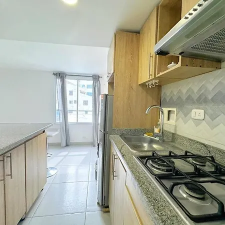 Moderno 9 Floor 2br Laguito - Frente A La Playa Apartamento